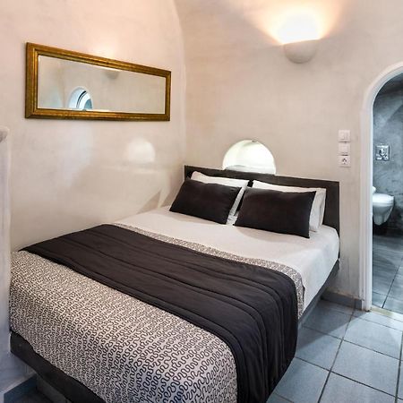 Katerina'S Castle - Caldera Cave Hotel Imerovígli Eksteriør bilde